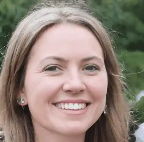 illuderma customer face1